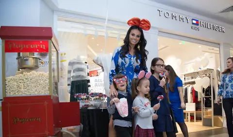 Tommy Hilfiger a lansat noul magazin Tommy Hilfiger Kids