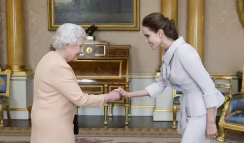 Angelina Jolie dezvăluie lecțiile importante pe care copiii ei le-au învățat de la Regina Elisabeta a II-a