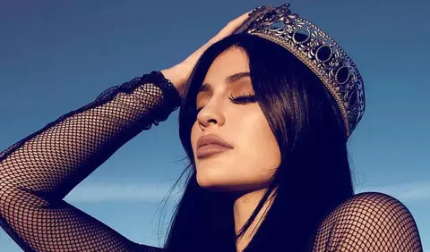 O singură postare făcută de Kylie Jenner pe social media valorează o avere