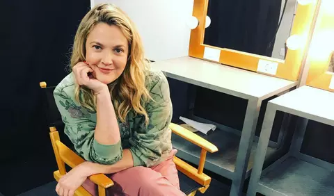 Drew Barrymore a răspuns în cel mai bun mod unei străine care a crezut că actrița este gravidă