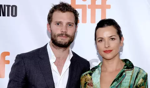 Jamie Dornan și Amelia Warner așteaptă cel de-al treilea copil