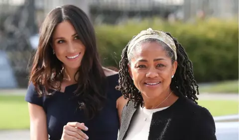 Regina Elisabeta a II-a a invitat-o pe mama lui Meghan Markle să petreacă Crăciunul alături de familia regală