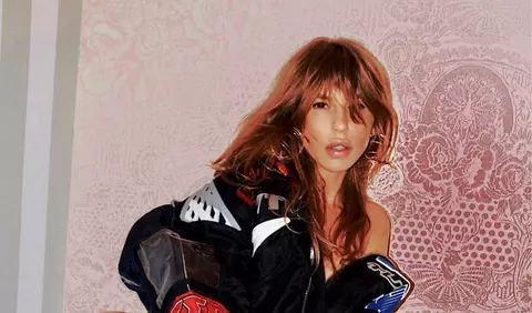 Cool binging: 5 documentare despre muzicieni AWESOME (de Corina Bud)