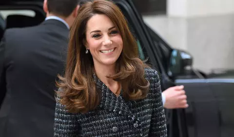 Kate Middelton arată ca o adevărată prințesă în această rochie Gucci