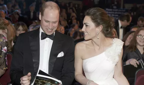 Prima întâlnire dintre Kate Middleton și Prințul William a avut loc cu mulți ani înainte decât se știa până acum