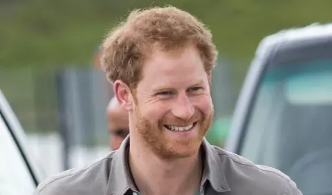 Prințul Harry vorbește într-un mod adorabil despre sarcina lui Meghan în fața copiilor
