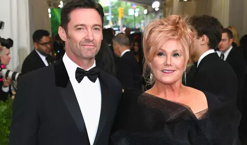 Încă o dovadă a faptului că Hugh Jackman este soțul perfect