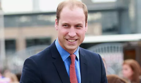 Prințul William, apariție surpriză pentru fanii care îi aduceau un omagiu Prințesei Diana