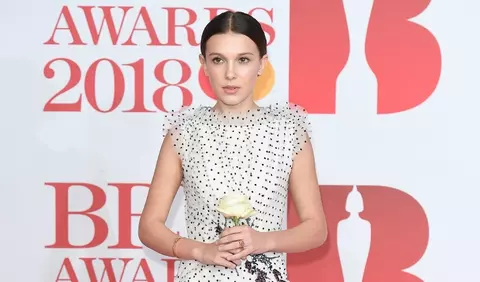 Millie Bobby Brown lansează prima ei colecție de produse cosmetice, destinate tinerilor