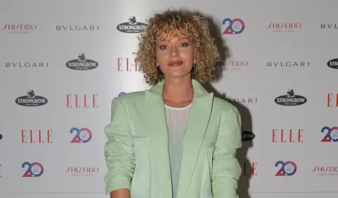 #ELLETrendsParty: Alexia Țalavutis, despre accentul care-i completează ținuta și hainele pe care nu le mai poartă (VIDEO)