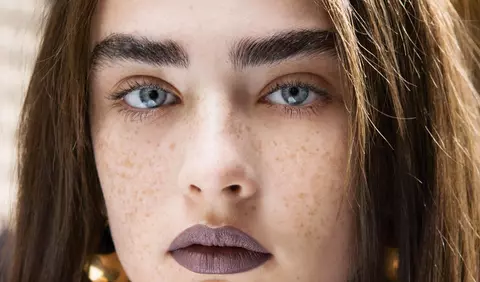 Focus on: Sprâncene naturale