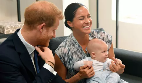 Archie, fiul Ducelui și Ducesei de Sussex, este un bebeluș "puternic" și "foarte deștept"