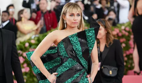 Modul neașteptat în care și-a sărbătorit Miley Cyrus ziua de naștere