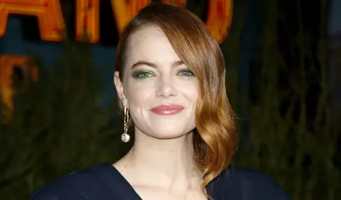 Emma Stone s-a logodit. Cine este Dave McCary, logodnicul actriței