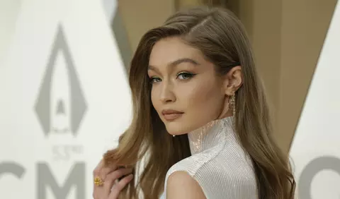 Gigi Hadid, schimbare completă de look