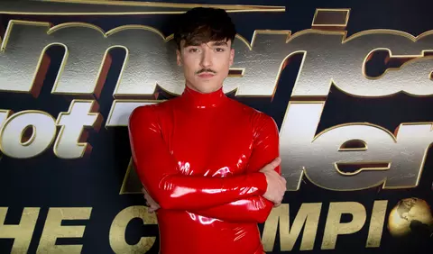 Emil Rengle a dus dansul pe tocuri pe scena America's Got Talent – The Champions