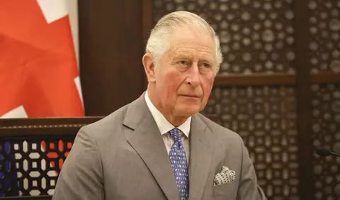 La o săptămână după ce a fost depistat pozitiv cu coronavirus, Prințul Charles a ieșit din auto-izolare