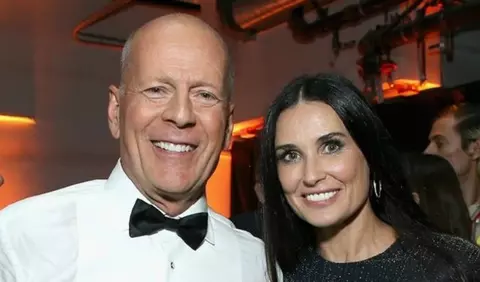 Bruce Willis și Demi Moore își petrec perioada de izolare împreună, alături de fiicele lor