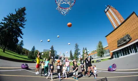 Brașov Heroes: brașovenii se transformă în eroi pentru comunitatea lor. Cum poți să îi ajuți?