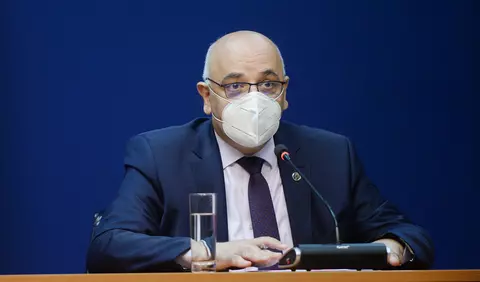 Când devine obligatorie masca pe stradă? Anunțul oficial făcut de Raed Arafat