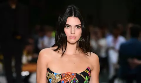 Kendall Jenner a fost criticată pentru petrecerea grandioasă pe care a organizat-o în contextul pandemiei de coronavirus