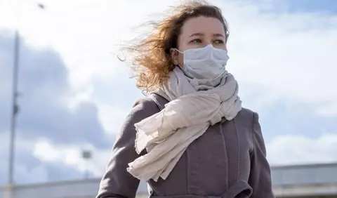 De ce nu se infectează cu coronavirus unii oameni, deși intră în contact cu bolnavi? Explicațiile medicului Beatrice Mahler