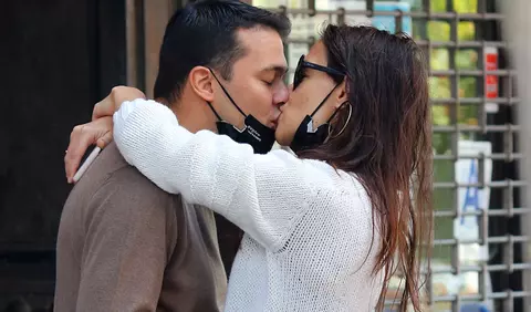 Detalii inedite despre relația dintre Katie Holmes și noul ei iubit, Emilio Vitolo, ies acum la iveală