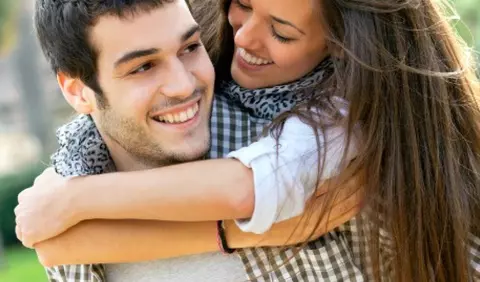 5 lucruri despre care tu si partenerul tau ar trebui sa discutati zilnic
