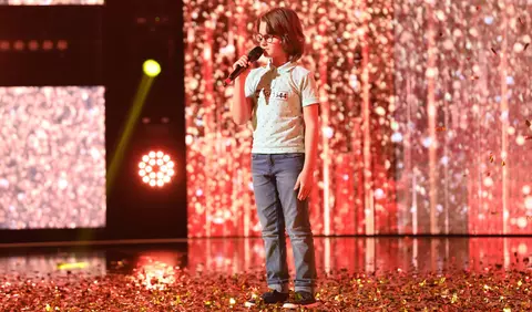 Povestea emoționantă a lui Filip Cioc, puștiul nevăzător care a obținut primul golden buzz la Românii au talent 2021