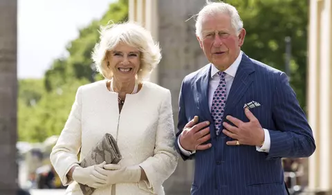 Prințul Charles și Camilla Bowles s-au vaccinat împotriva COVID-19