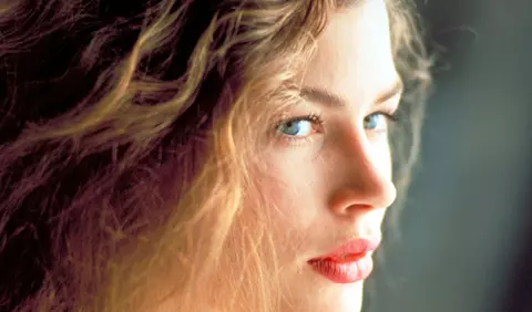 Carré Otis: supermodel, scriitoare, supraviețuitoare