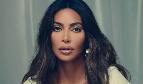 E oficial: Kim Kardashian e miliardară în dolari