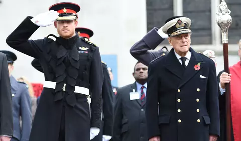 Prințul Harry s-a întors în Marea Britanie pentru a participa la înmormântarea bunicului său, Prințul Philip