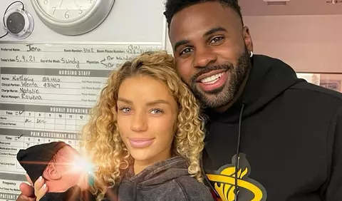 Jason Derulo și Jena Frumes au devenit părinți. Cum se numește bebelușul?