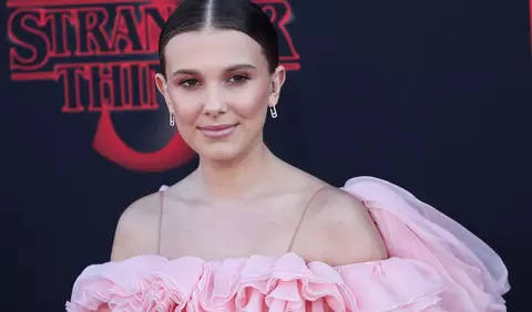 Millie Bobby Brown și Jake Bongiovi, fiul lui Jon Bon Jovi, formează un cuplu