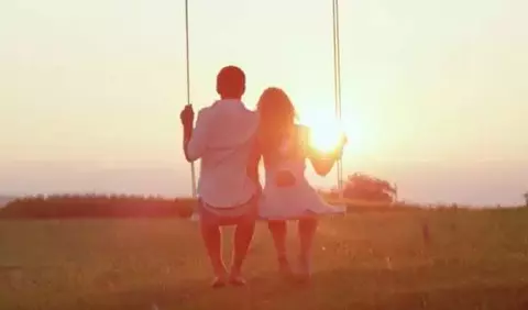 Daca iti este destinat, nu va trebui sa te intrebi in fiecare zi daca te iubeste sau nu