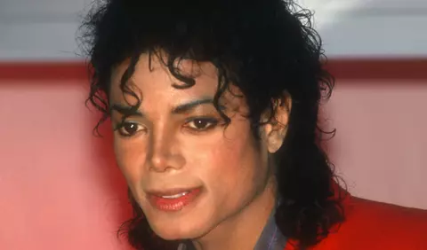 Fiul cel mai mic al lui Michael Jackson a apărut în premieră la TV. Cum arată Bigi la 19 ani