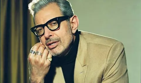 Jeff Goldblum, apariție de senzație pe catwalk la 69 de ani