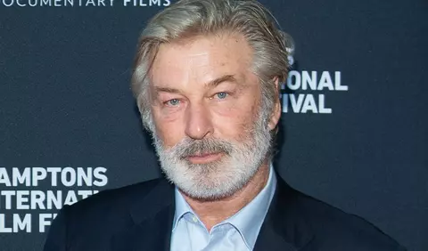 Alec Baldwin, imagini din timpul interogatoriului, după ce a împușcat-o mortal pe Halyna Hutchins pe platoul de filmare