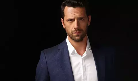 Cum se menține în formă actorul Adrian Nartea, la 40 de ani: "E important să înjumătățești porțiile"
