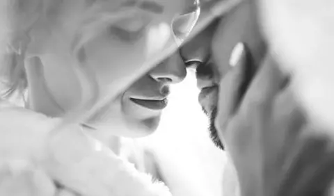 9 semne că, în sfârșit, ești în relația în care meriți să fii 