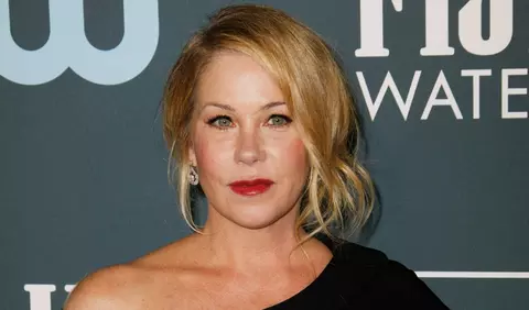 Christina Applegate, dezvăluiri despre cum i s-a schimbat viața de când a fost diagnosticată cu scleroză multiplă