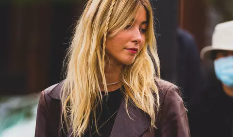 5 greșeli de machiaj care vă pot agrava acneea