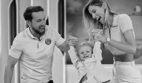 Fiul lui Dani Oțil & Gabriela Prisăcariu a cucerit internetul! Ipostaza adorabilă în care l-a surprins mama lui