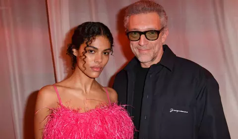 Vincent Cassel s-ar fi despărțit de Tina Kunakey. Actorul a șters toate imaginile cu soția sa, cu 30 de ani mai tânără