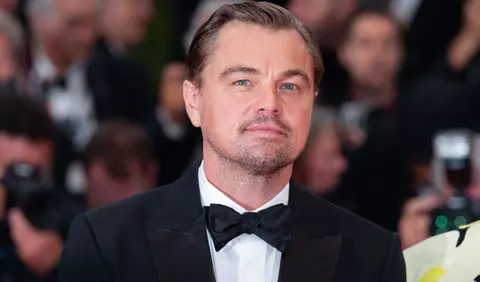 Leonardo DiCaprio, surprins cu modelul britanic Neelam Gill, în vârstă de 28 de ani, și mama lui în Londra