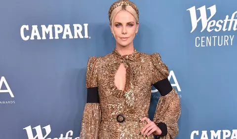 Charlize Theron, mărturisiri dureroase despre mama ei care i-a împușcat mortal tatăl în legitimă apărare: "A fost o situație disperată"