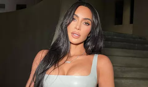 Kim Kardashian prezintă realitatea "dureroasă" a unei crize de psoriazis: "Nu știu ce se întâmplă"