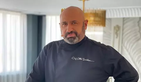 Cătălin Scărlătescu, prima imagine după ce s-a fotografiat pe patul de spital cu un ochi bandajat. Cum arată acum