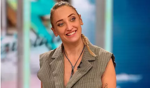 Ilona Brezoianu și partenerul ei au depus actele la Starea Civilă. Mesajul transmis de actriță
